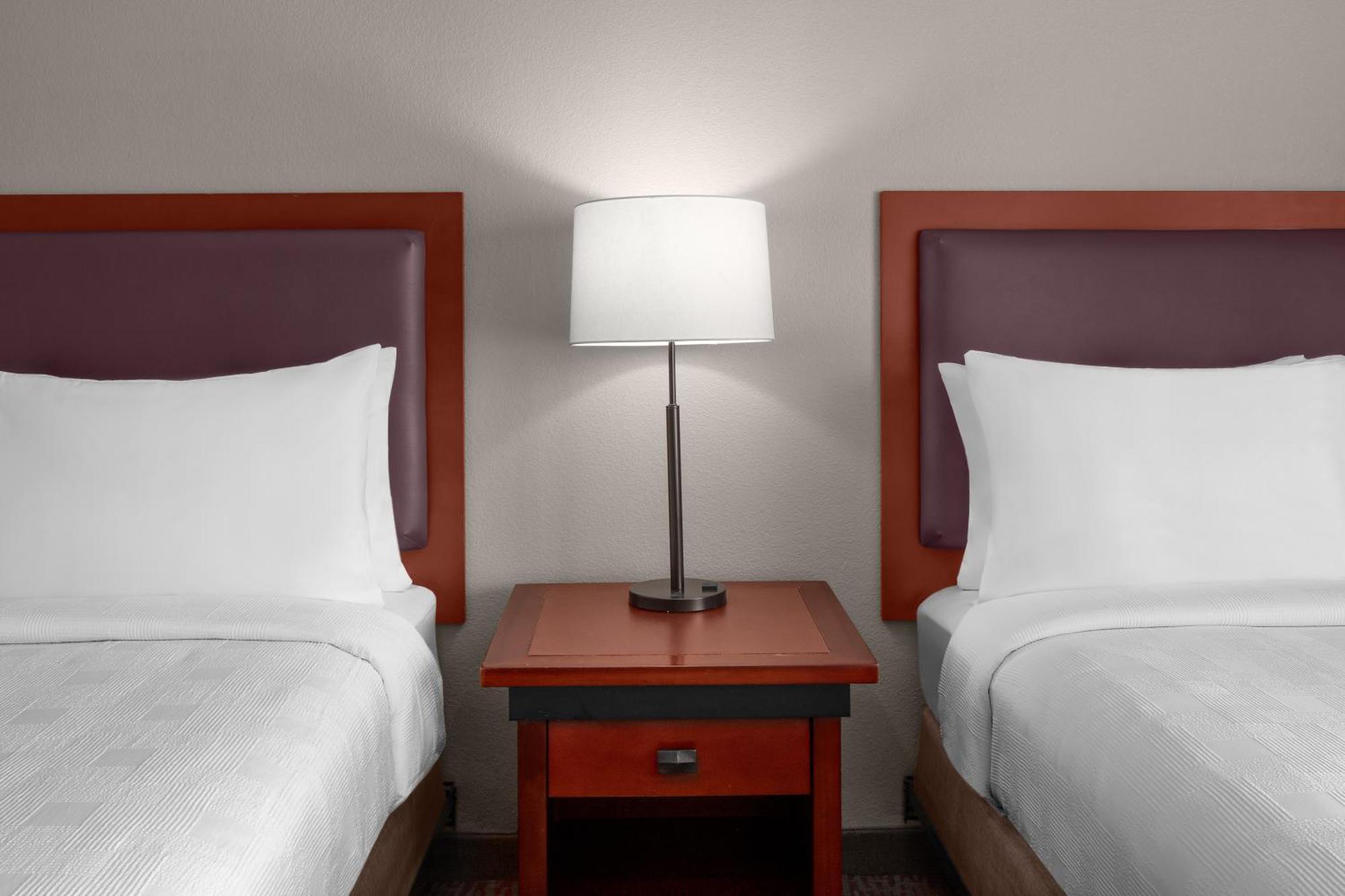 Larkspur Landing Extended Stay Suites Folsom Ngoại thất bức ảnh