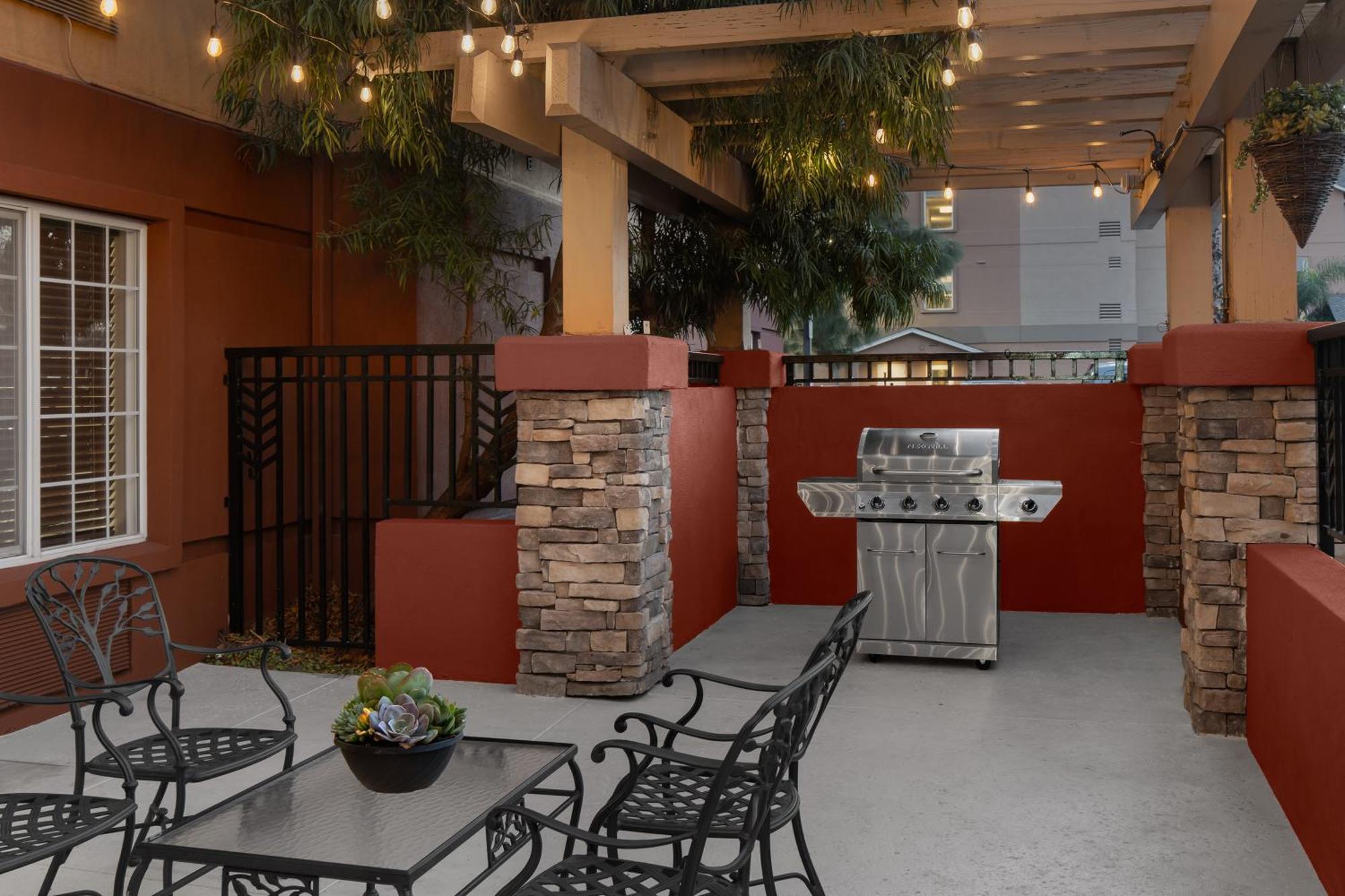 Larkspur Landing Extended Stay Suites Folsom Ngoại thất bức ảnh